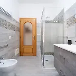 Domo Blanc Apartment *