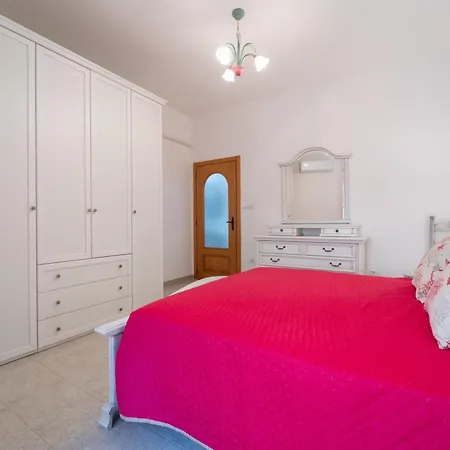 Apartment Domo Blanc *